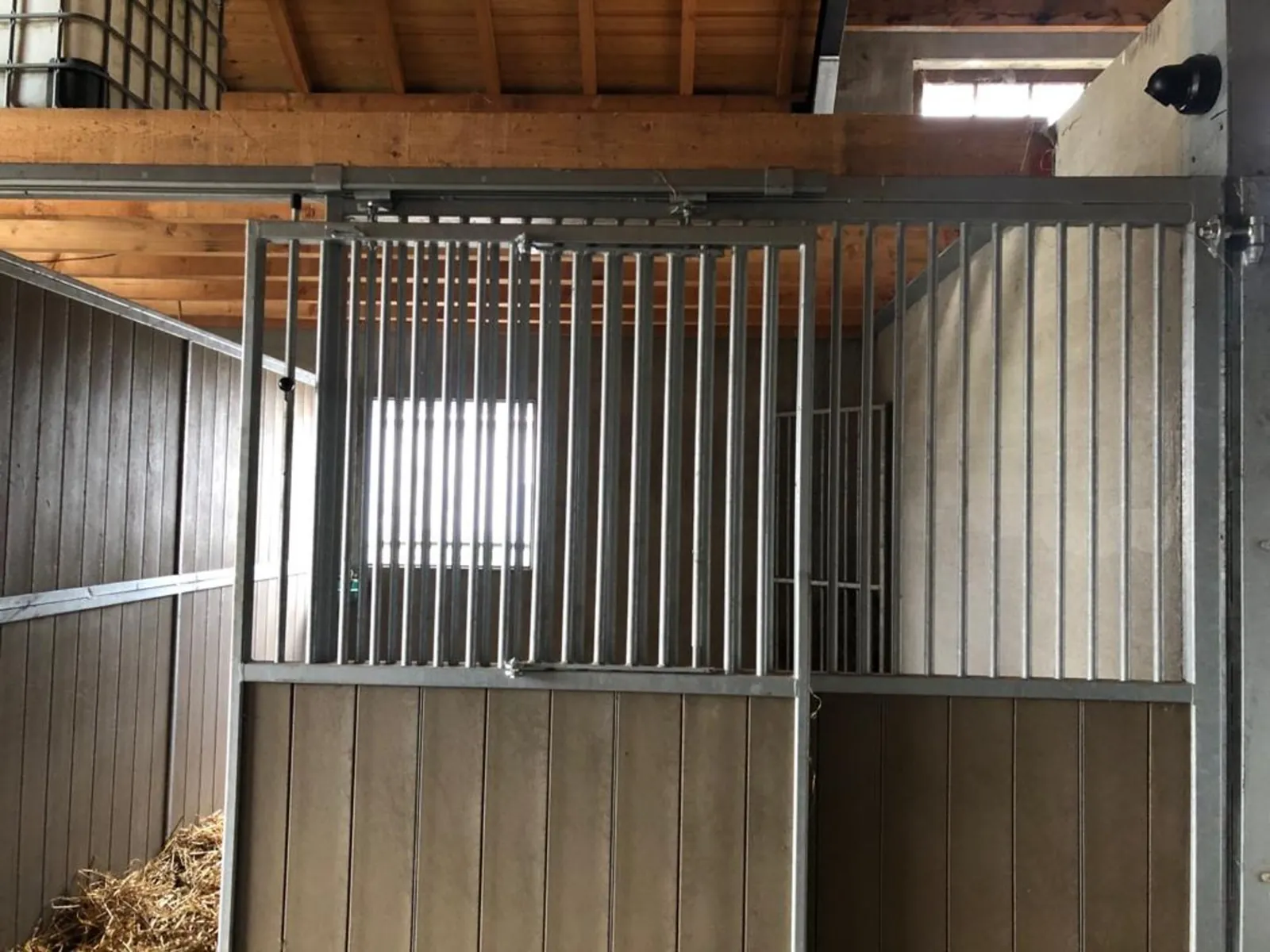 Kies voor onze geavanceerde brandalarmen voor paardenstallen
